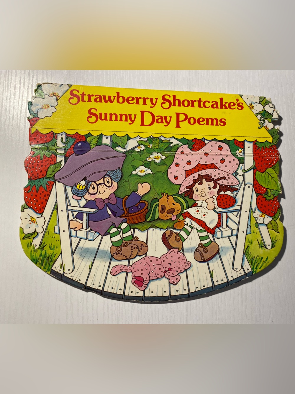 Vintage 1981 Strawberry Shortcake's Sunny Day Poems Rocking Book Board Book